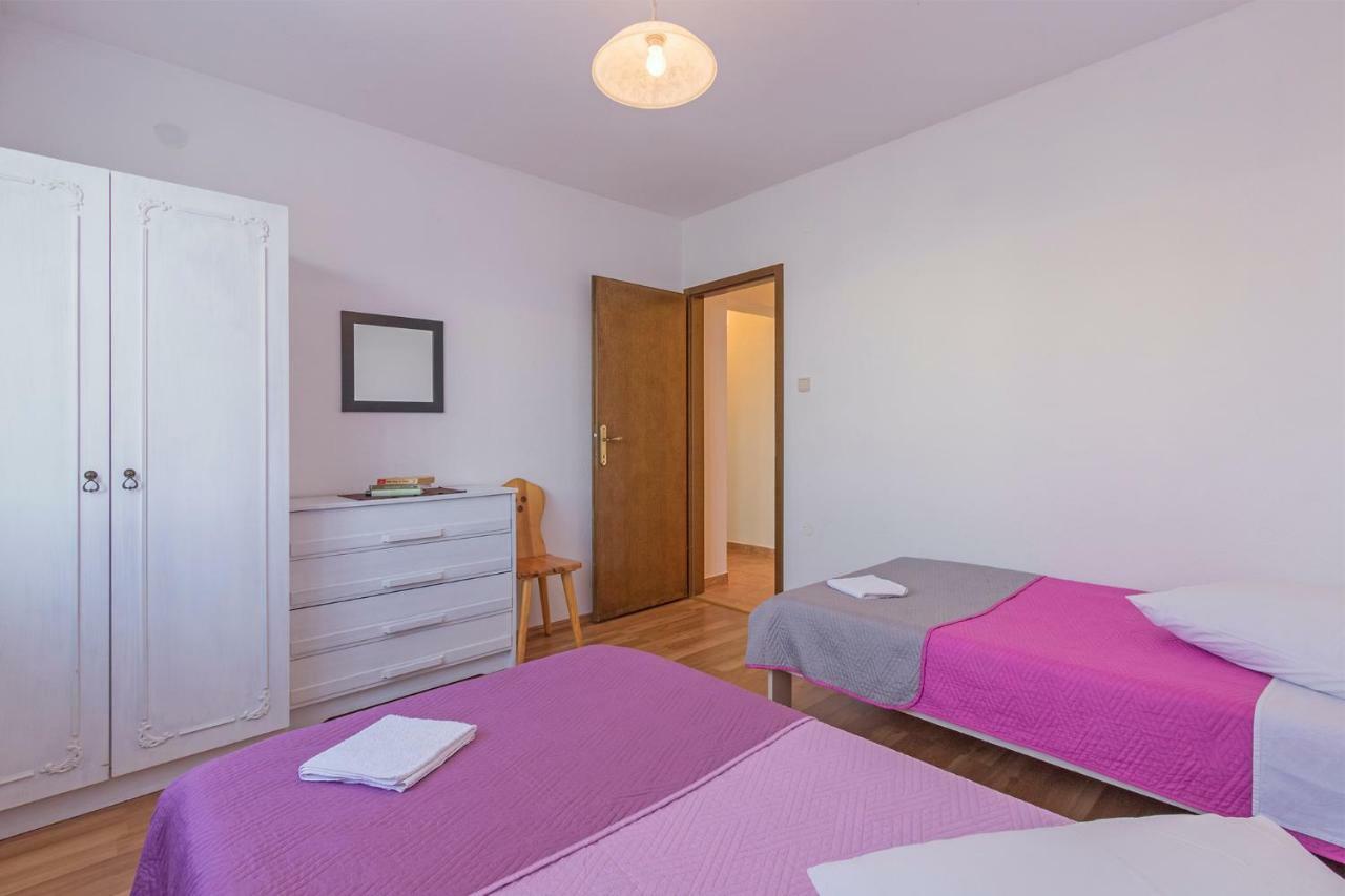 Vila Lokvanj Liznjan Bagian luar foto